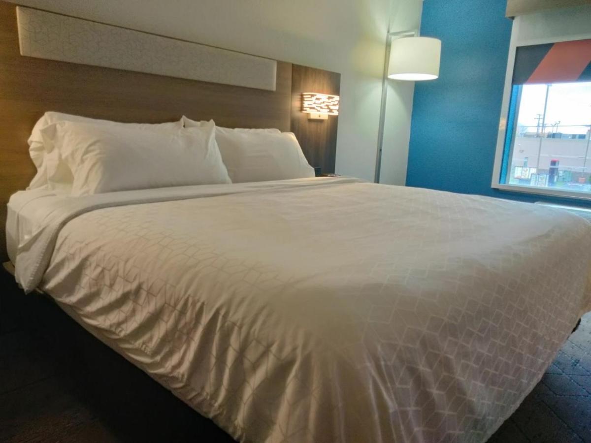 Holiday Inn Express Lapeer By Ihg Kültér fotó